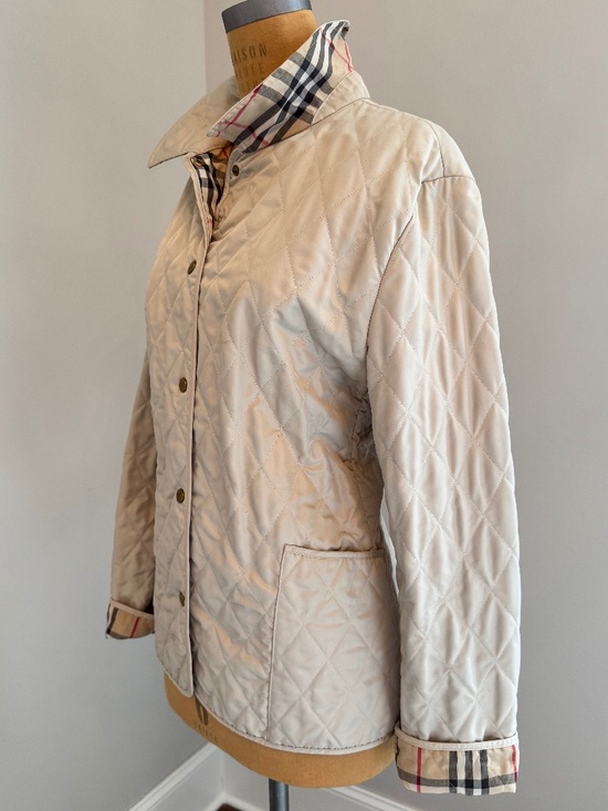 Burberry Jackets & Blazers - Burberry London Women's Diamond Quilted Jacket Ivory UK-XL/US12